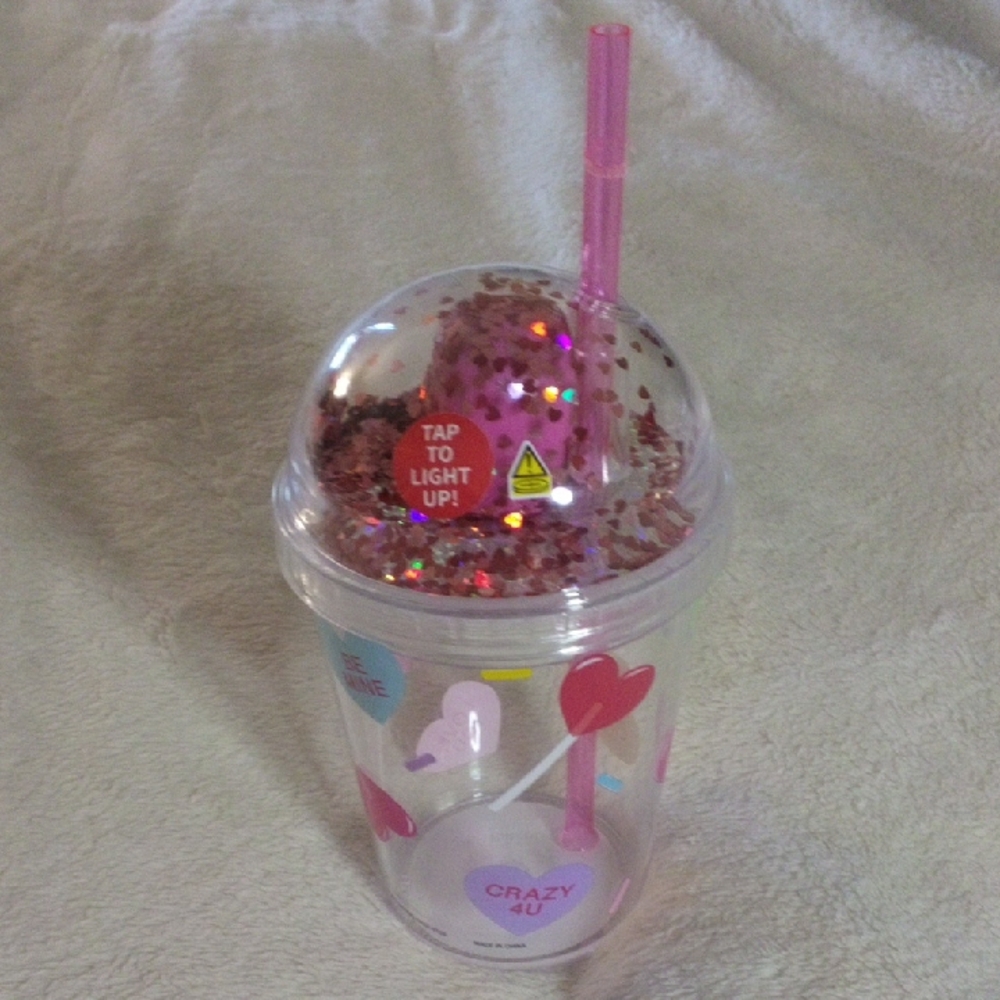 Light-Up Party Cup with Straw - Pink